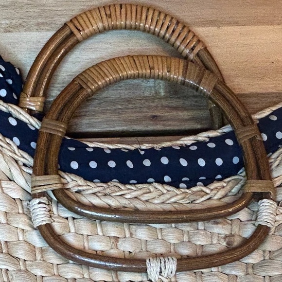 Woven Natural Straw Fiber Two Handle Navy White Polkadot Lining Bucket Tote Bag - Picture 3 of 6